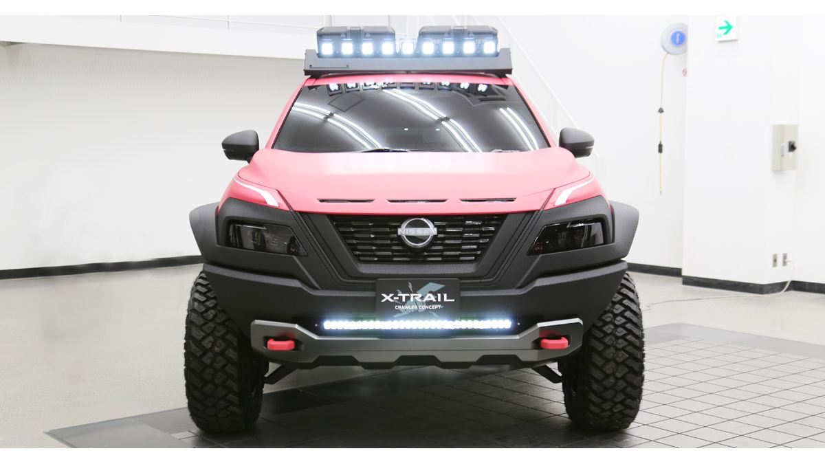 改造しすぎた個性的な「エクストレイル」も！ 日産がオートサロン2024