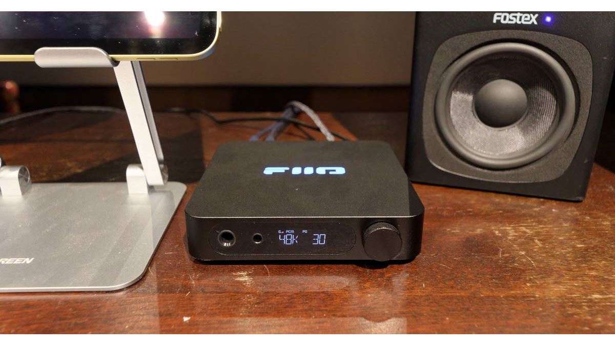 格安でもバランス駆動の魅力を味わえるヘッドホンアンプFiiO「K11 