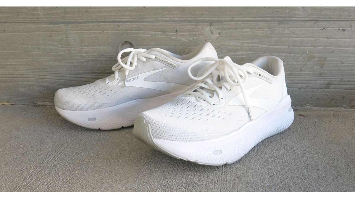 か*ん様 【新品未使用】ブルックス　ゴーストマックス　24cm Ghost MAX 3 (ゴーストMAX3 グレー)