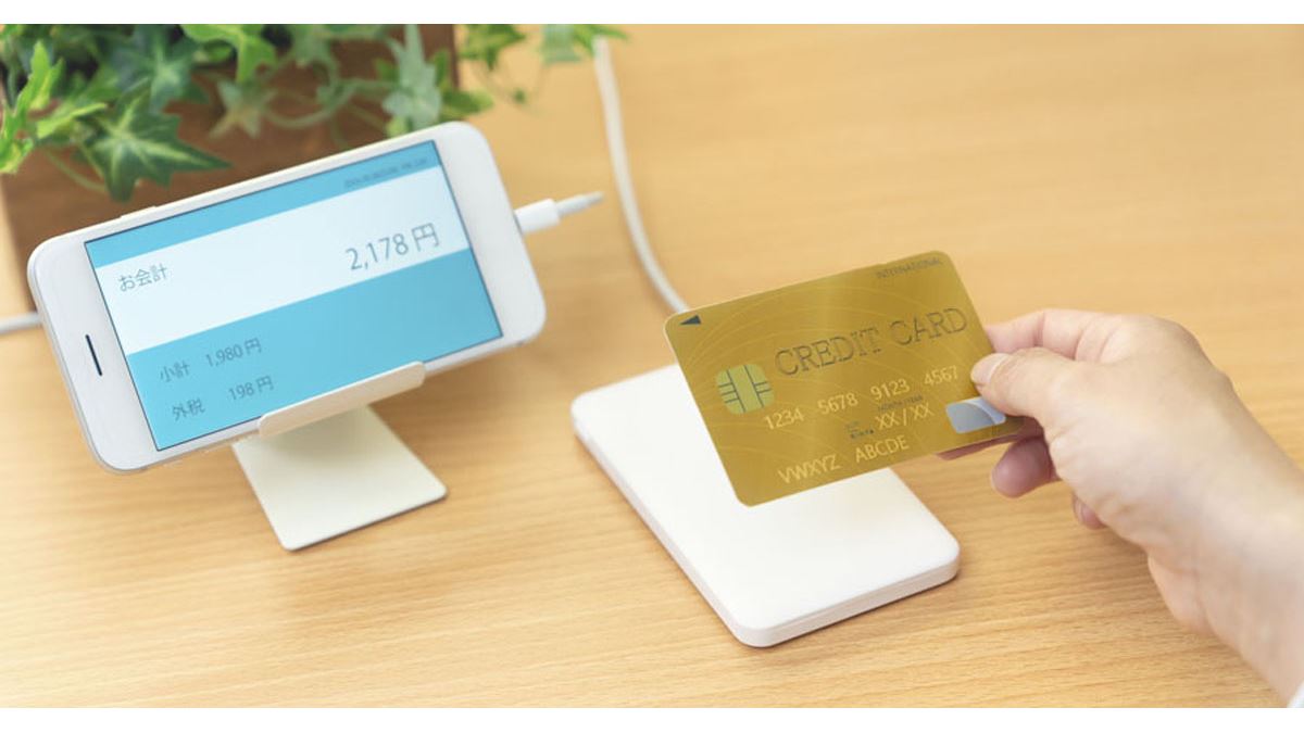 ゴールドカードおすすめ12選！ コンビニで7％還元の1枚から年会費0円に