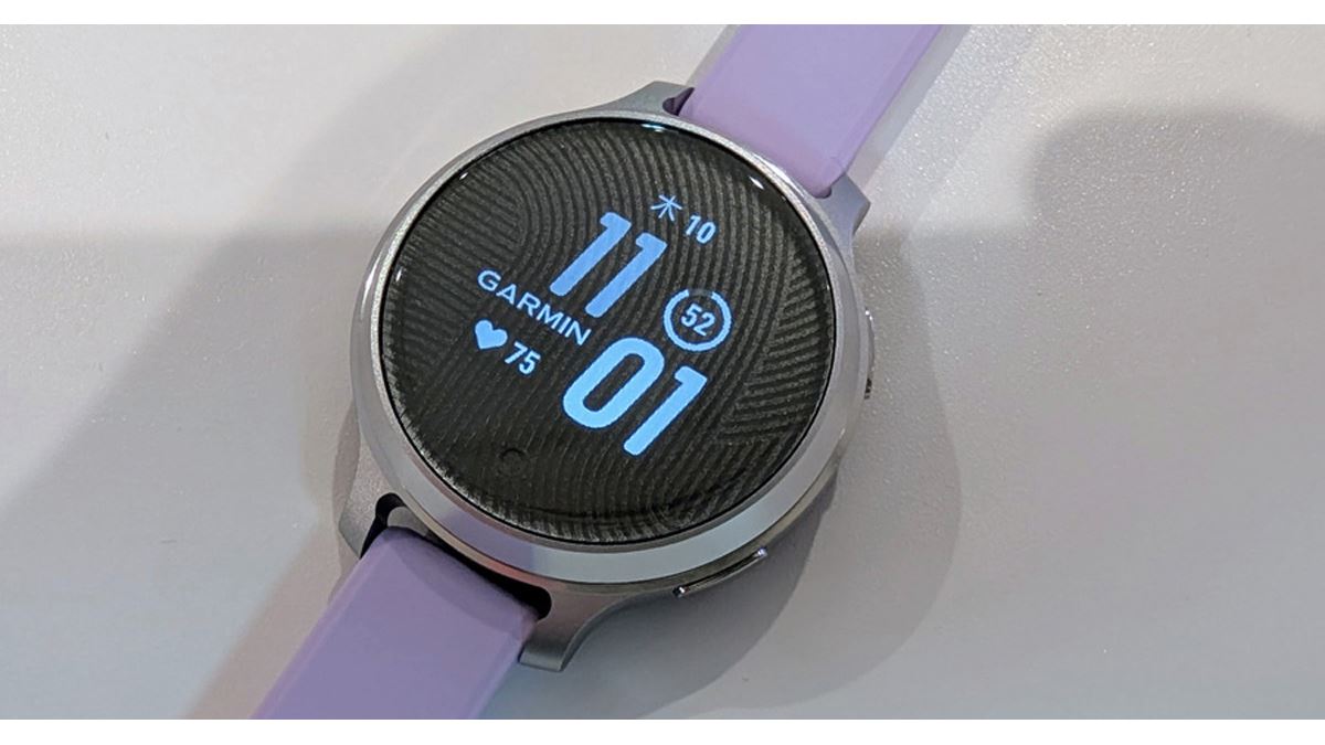 小顔でスリム！ ガーミンの女性向けスマートウォッチ「Lily 2 Active 