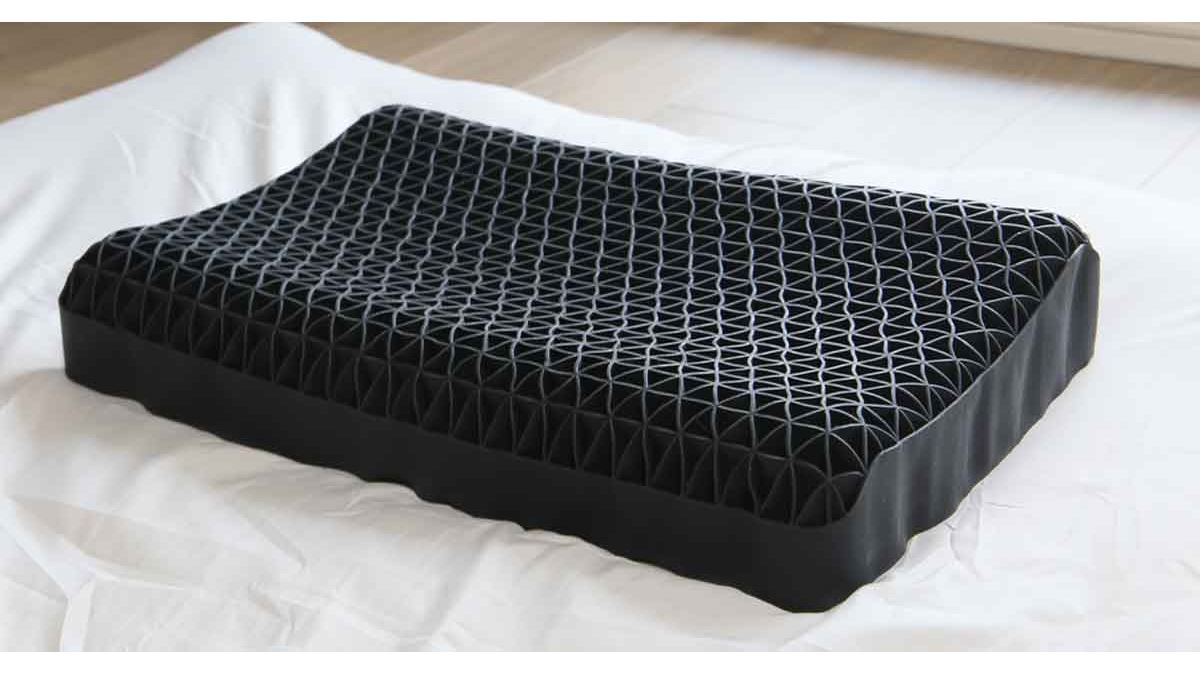 新感覚の心地よさ！ ウワサの快眠枕「ヒツジのいらない枕 至極