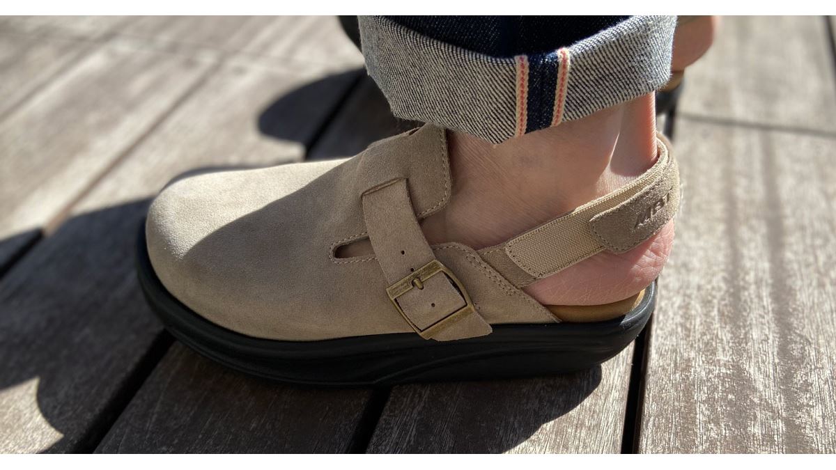 おしゃれに姿勢改善＆体幹強化！ MBTのサボサンダルで“歩く”を