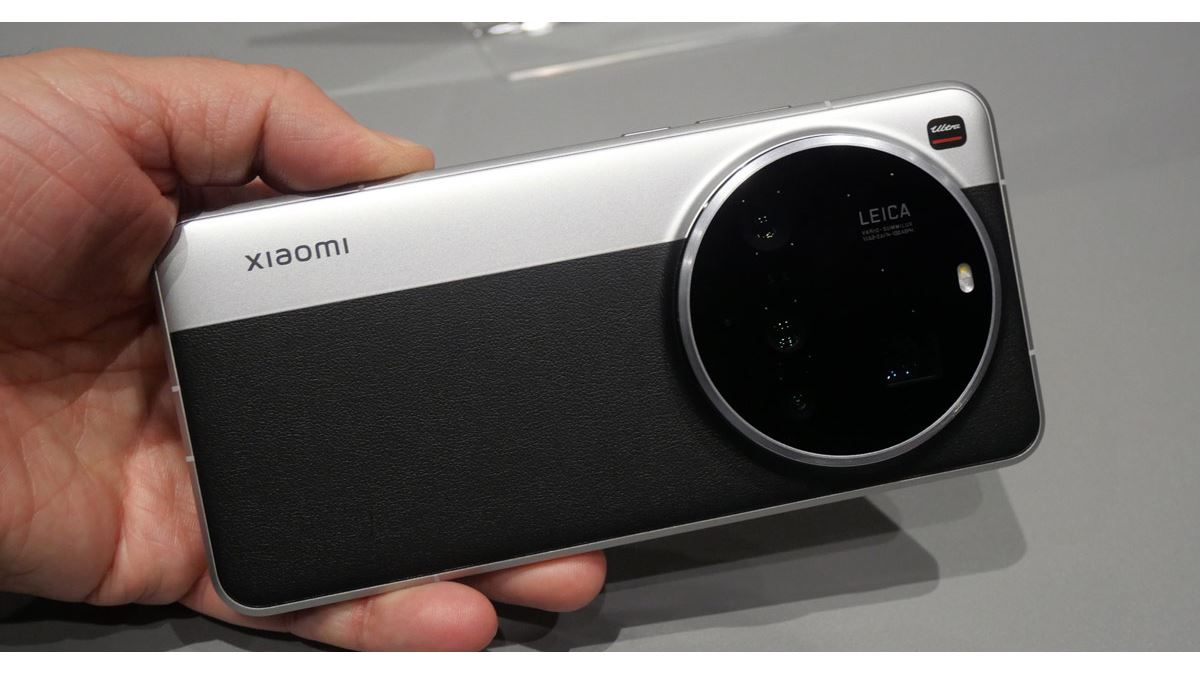 Android 15 SIMフリー スマホ シルバー 初登場 2代目 子供用にも Android 15 SIMフリー スマホ シルバー 初登場 2代目 子供用にも