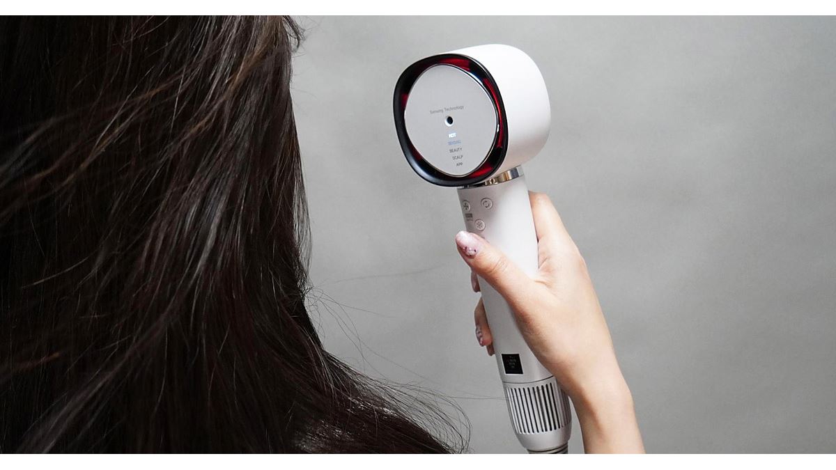 【ジャンク】　SHARP IB-WX2-W ヘアドライヤー　付属品なし ジャンク】 SHARP IB-WX2-W ヘアドライヤー 付属品なし（最終