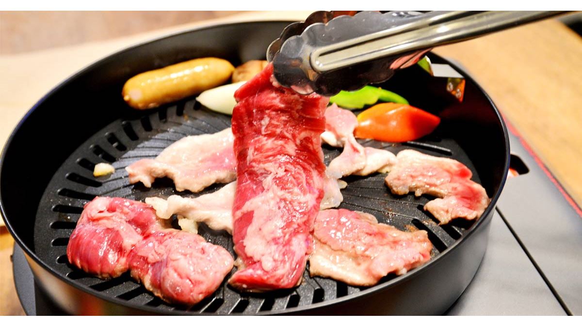 おうち焼肉の最適解！ イワタニの新作「やきまるスリム」で煙も油も気
