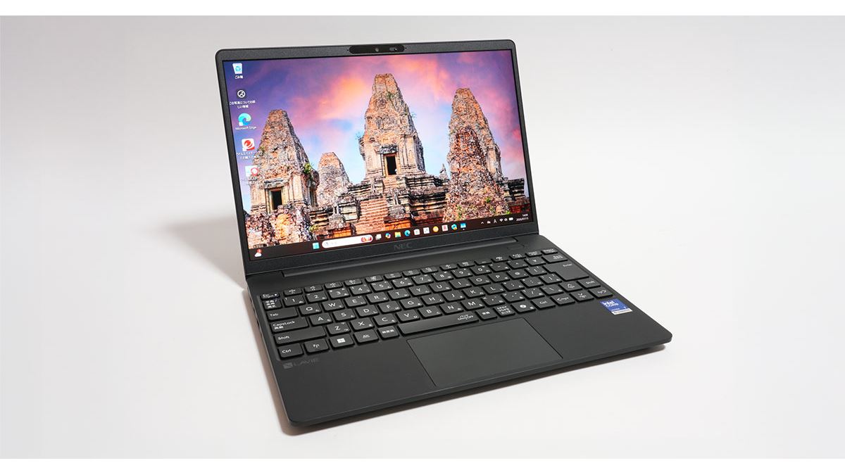 1kg切りで20時間駆動！ NECの本格モバイルPC「LAVIE NEXTREME