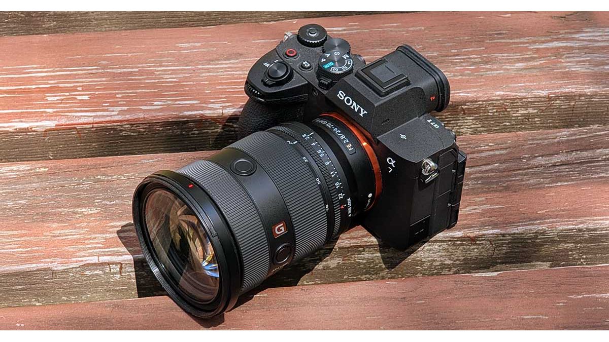 ソニー「α7 V」実機レビュー！ 部分積層センサーで進化した30コマ連写