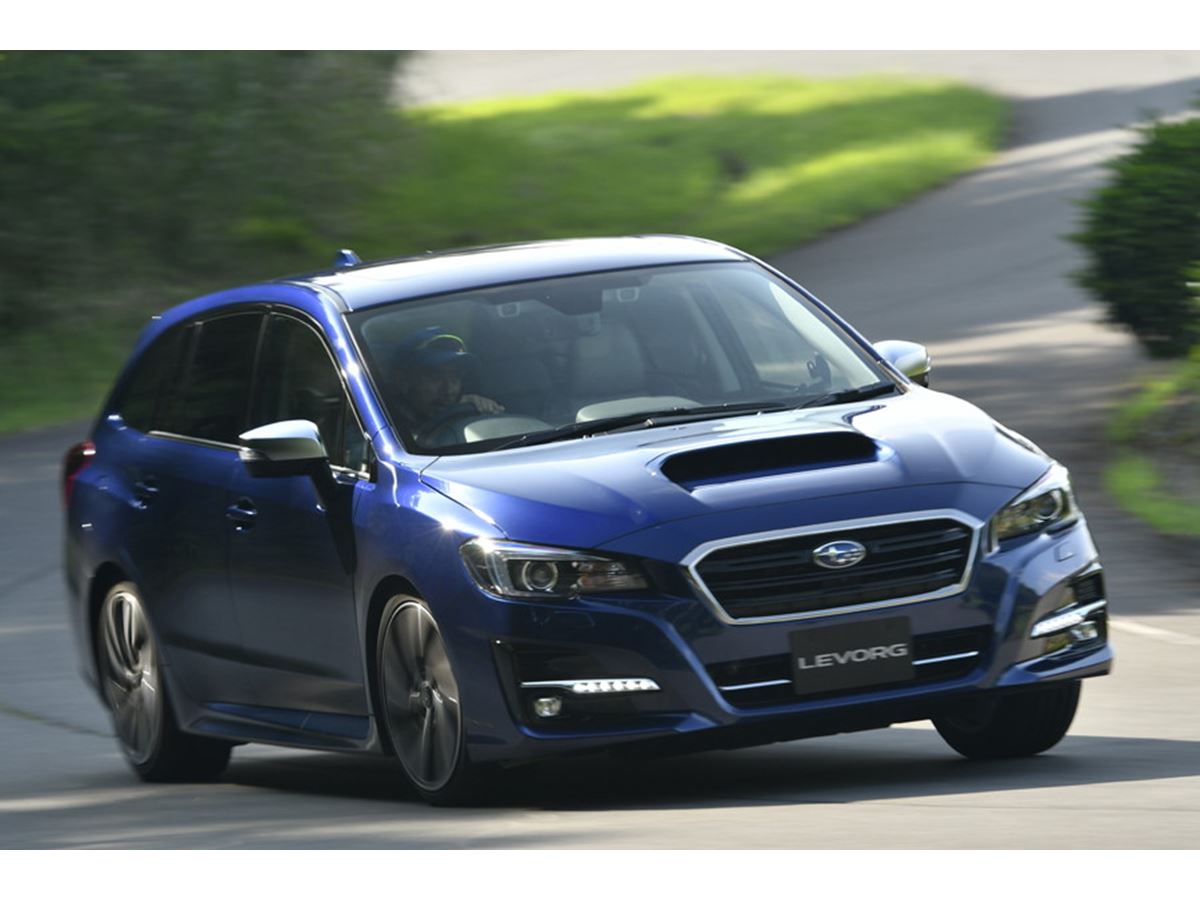 スバリスト”が新型「レヴォーグ」（D型）に試乗！ クローズドコースで