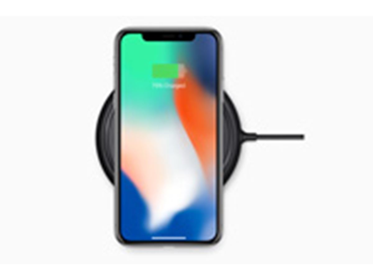 iLuv MultiCharger-X 最大10台のiOS端末を充電、同期が可能 iLuv MultiCharger-X 最大10台のiOS端末を充電、同期が可能