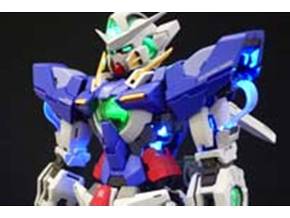 3万円超えの“光る”ガンプラ「PGエクシア」は究極のガンプラだった！ - 価格.comマガジン