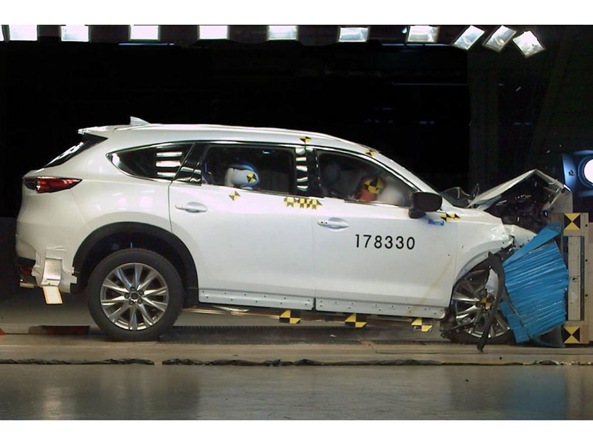 人気の7人乗りSUV「CX-8」に見る、マツダ車の衝突安全性能の進化