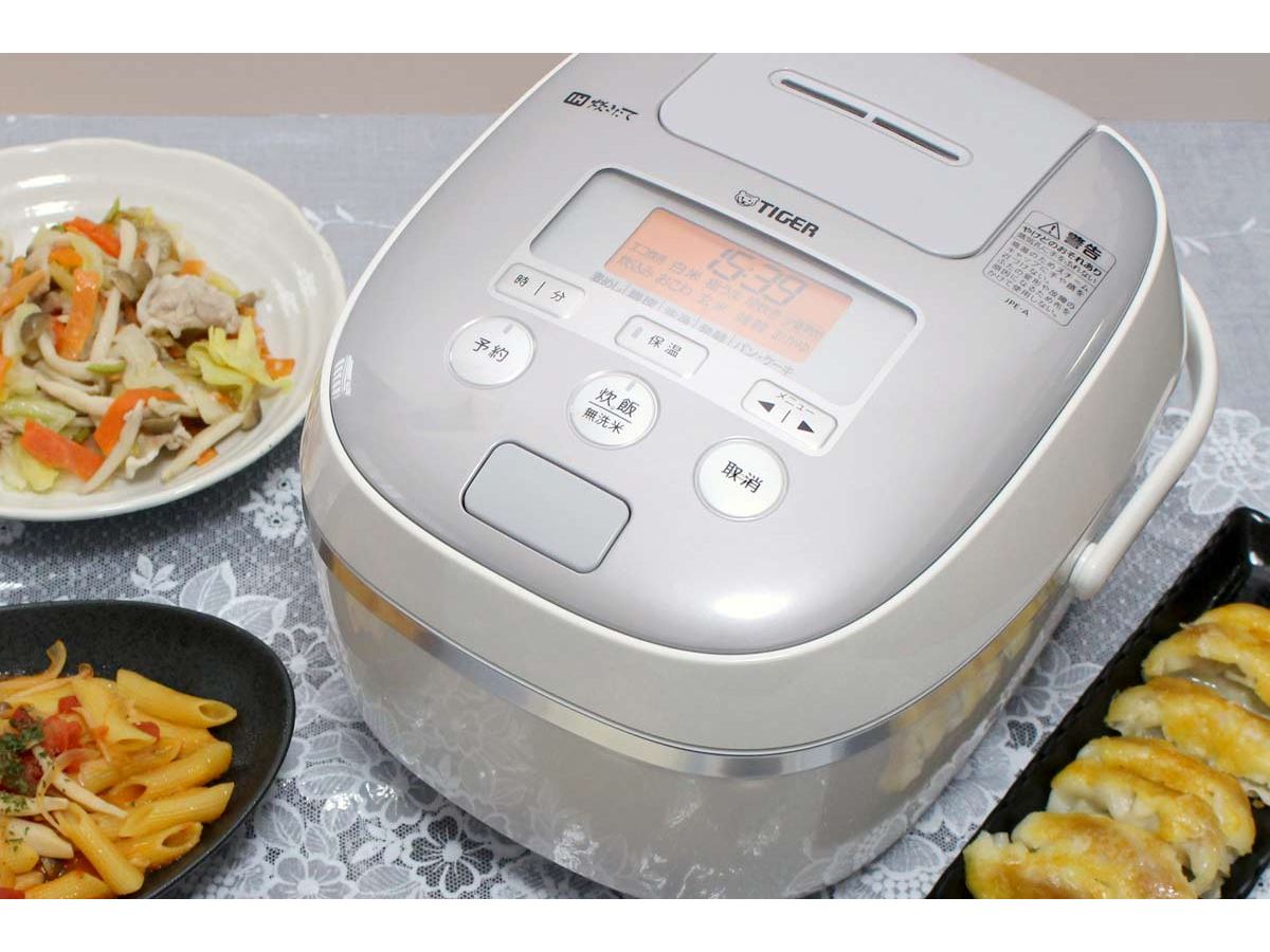 ご飯も料理も15分でできる！ 忙しい人にイイIH炊飯器「タイガー 炊きたて JPE-A100」 - 価格.comマガジン