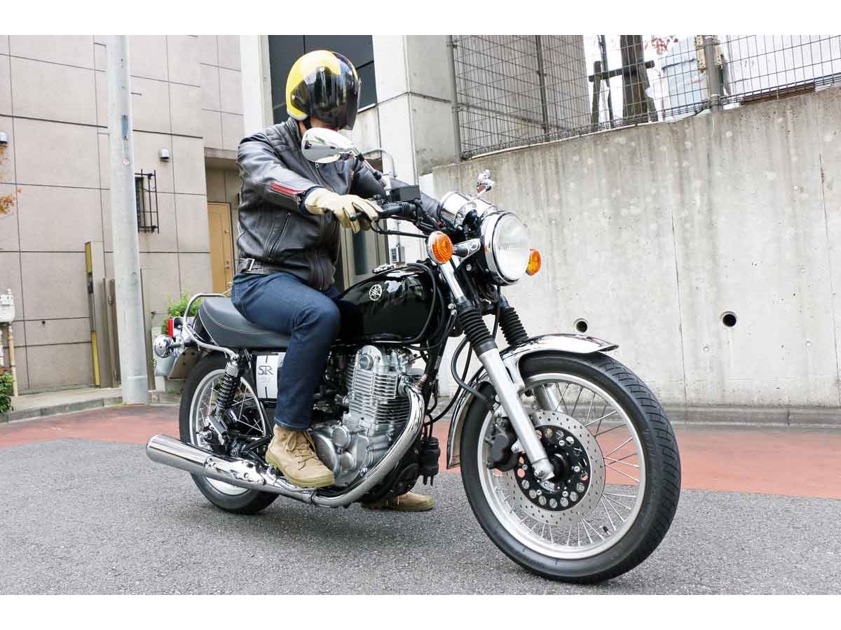 スピードを出さなくてもスポーティーで楽しい！ ヤマハ「SR400」の色あせない魅力 - 価格.comマガジン