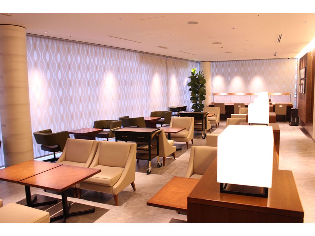 空港だけじゃない！ クレジットカードで利用できる“駅ラウンジ”の魅力を徹底解説 - 価格.comマガジン