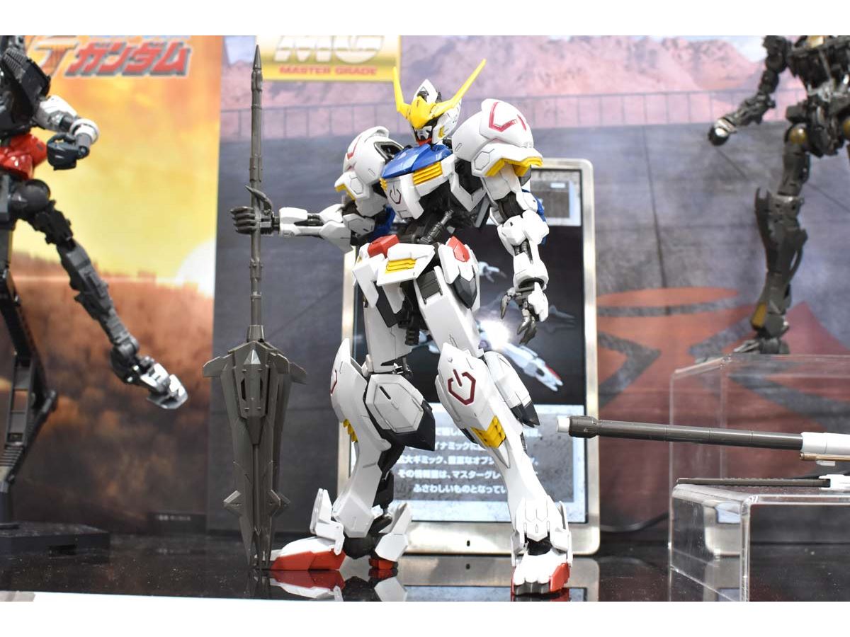 立てヒザ可能に！ 厄祭戦当時に近い「ガンダム・バルバトス」の第4形態