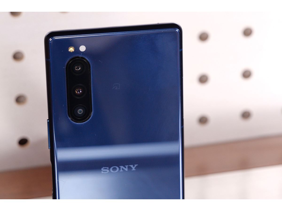 コンパクトスマホならコレで決まり！ 「Xperia 5」レビュー - 価格.com