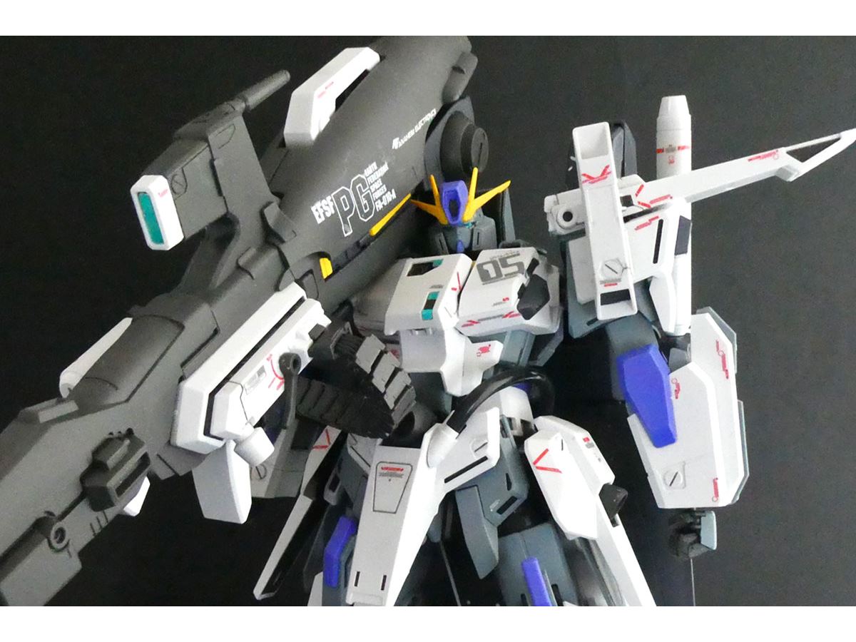 ガンプラ「MG FAZZ」を組み立て！ 圧巻のクオリティと満足感はお