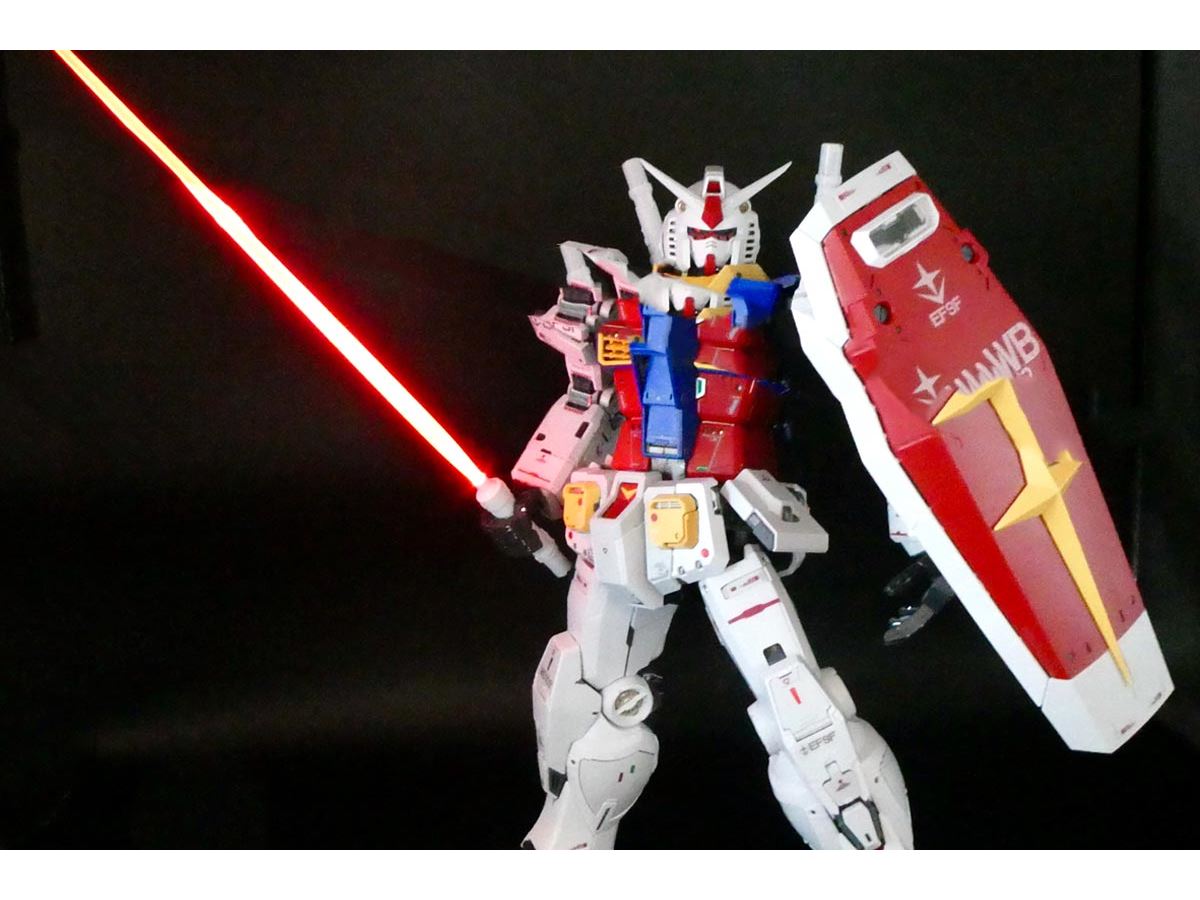 まさに究極のガンプラ！ 3万円弱の「PG UNLEASHED RX-78-2 ガンダム」を自腹レビュー - 価格.comマガジン