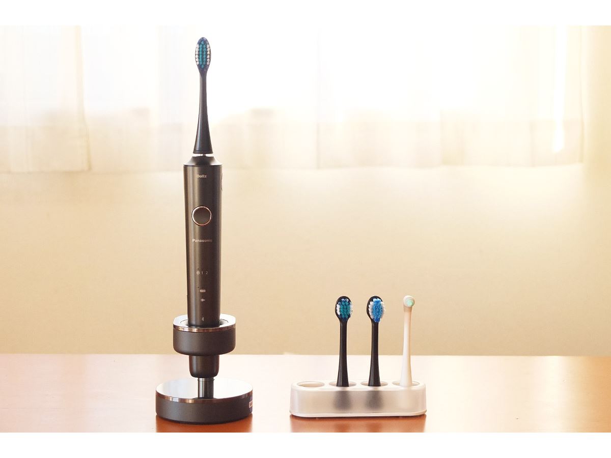 【新品】Panasonic EW-DT63-N 電動歯ブラシ　シャンパンゴールド 電動歯ブラシ シャンパンゴールド EW-DT63-N [AC100V-240V