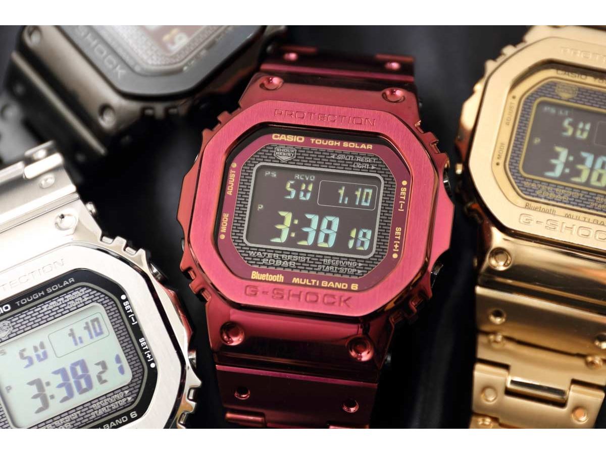 即完売必至！ G-SHOCK人気No.1フルメタルスクエアに極上の「赤」が登場 - 価格.comマガジン