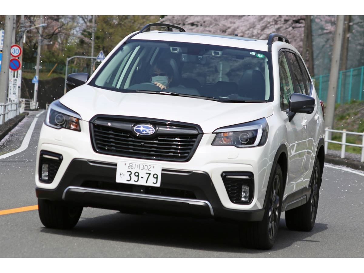 4-4 SF5 フォレスター ターボ 51E 白 ラジエーター ASSY