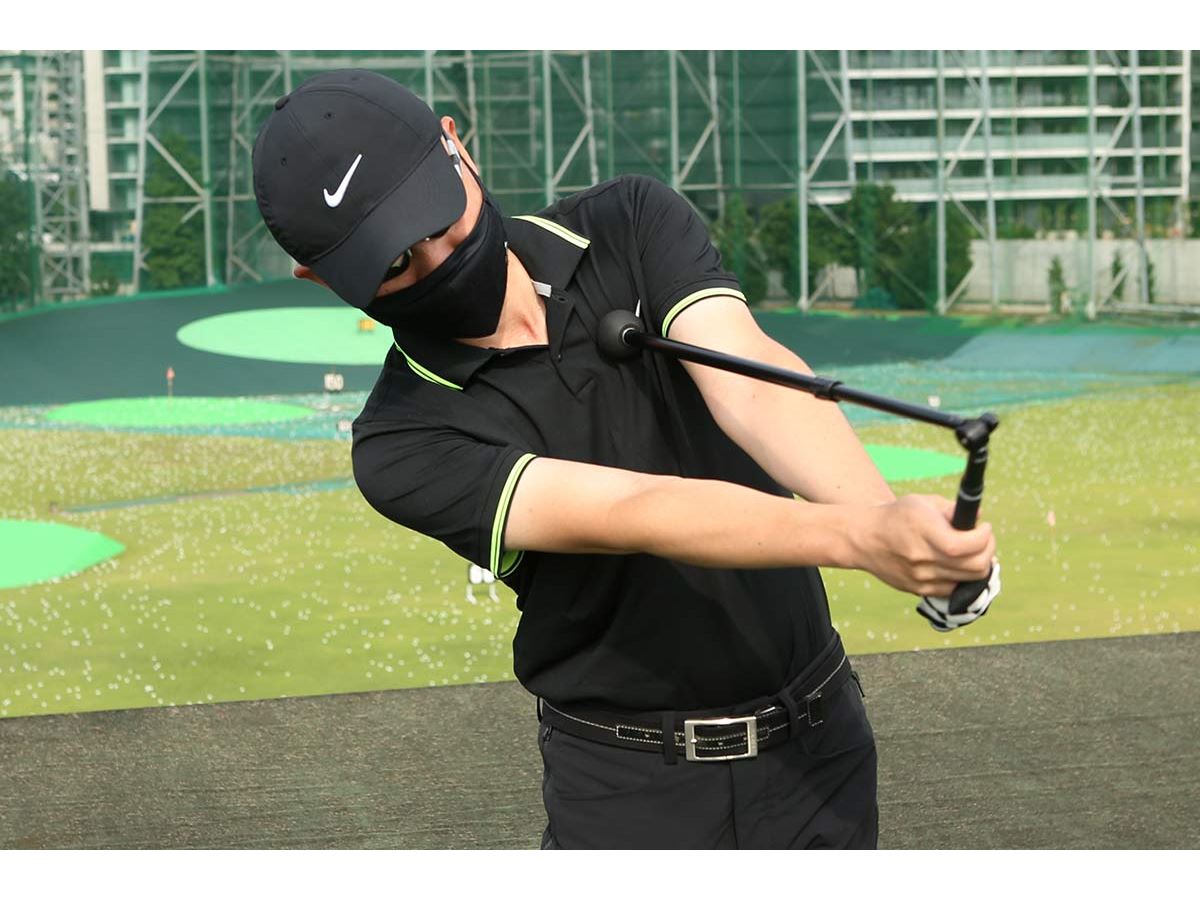ゴルフ練習器具 TUNING GOLF SWING ボディスルー（ブラック) ゴルフ練習器具 TUNING GOLF SWING ボディスルー その他