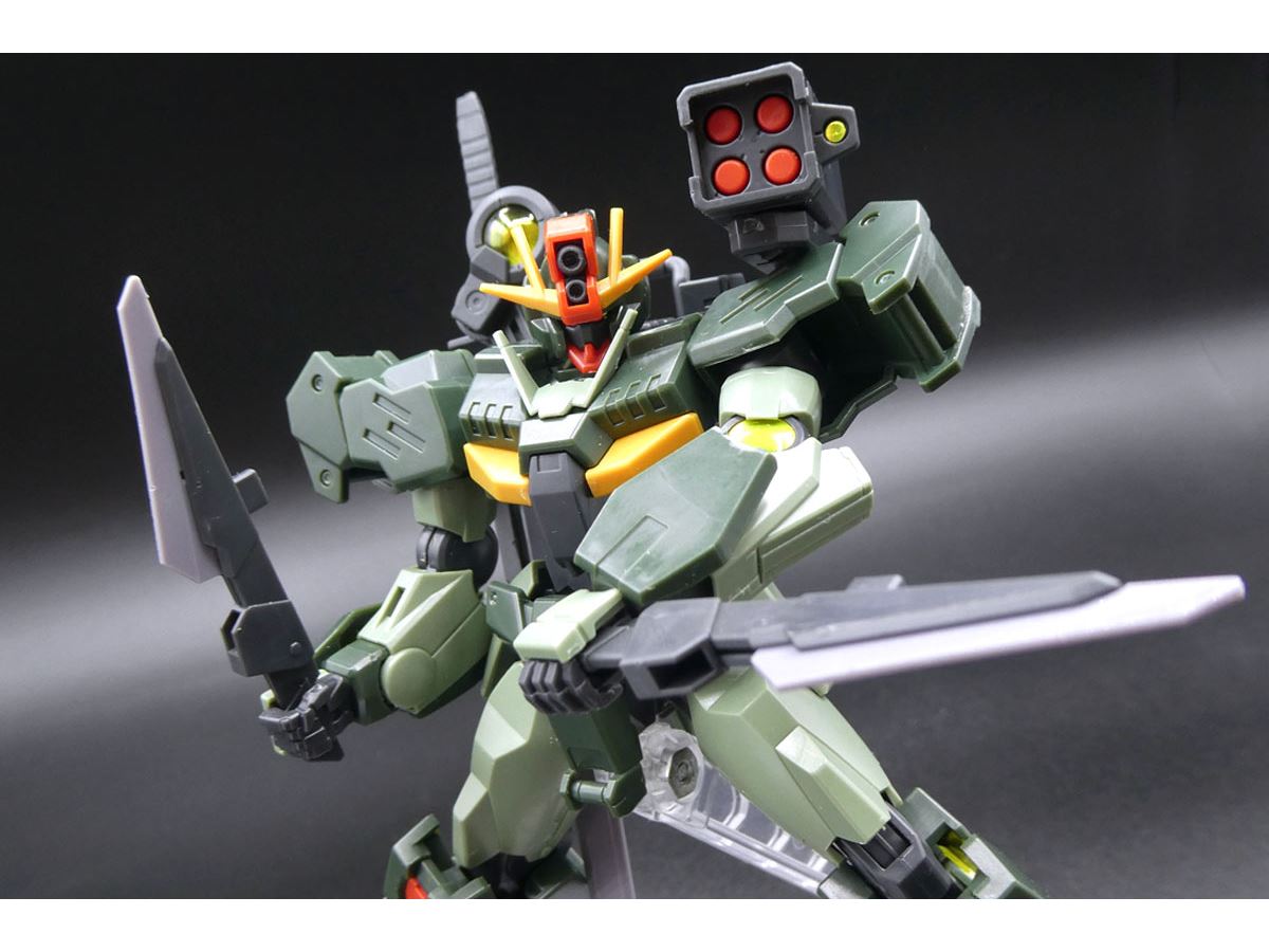 【マダム】復活ッ！タイのお守りプラクルアンッ！レアで高価なマダムVer!! ミリタリー感満載！「HG ガンダムダブルオーコマンドクアンタ