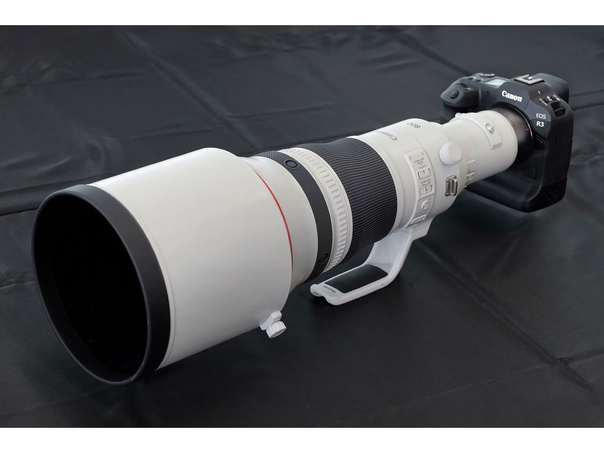 3kg台の超望遠Lレンズ、キヤノン「RF1200mm F8 L IS USM」「RF800mm F5.6 L IS USM」に触ってきた -  価格.comマガジン