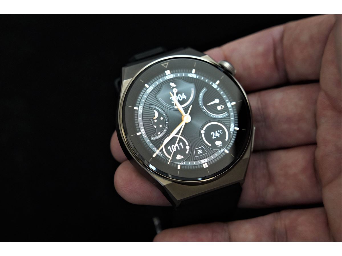 運動好きビジネスパーソン集合！ 高級デザイン＆高機能の「HUAWEI WATCH GT Pro」 - 価格.comマガジン