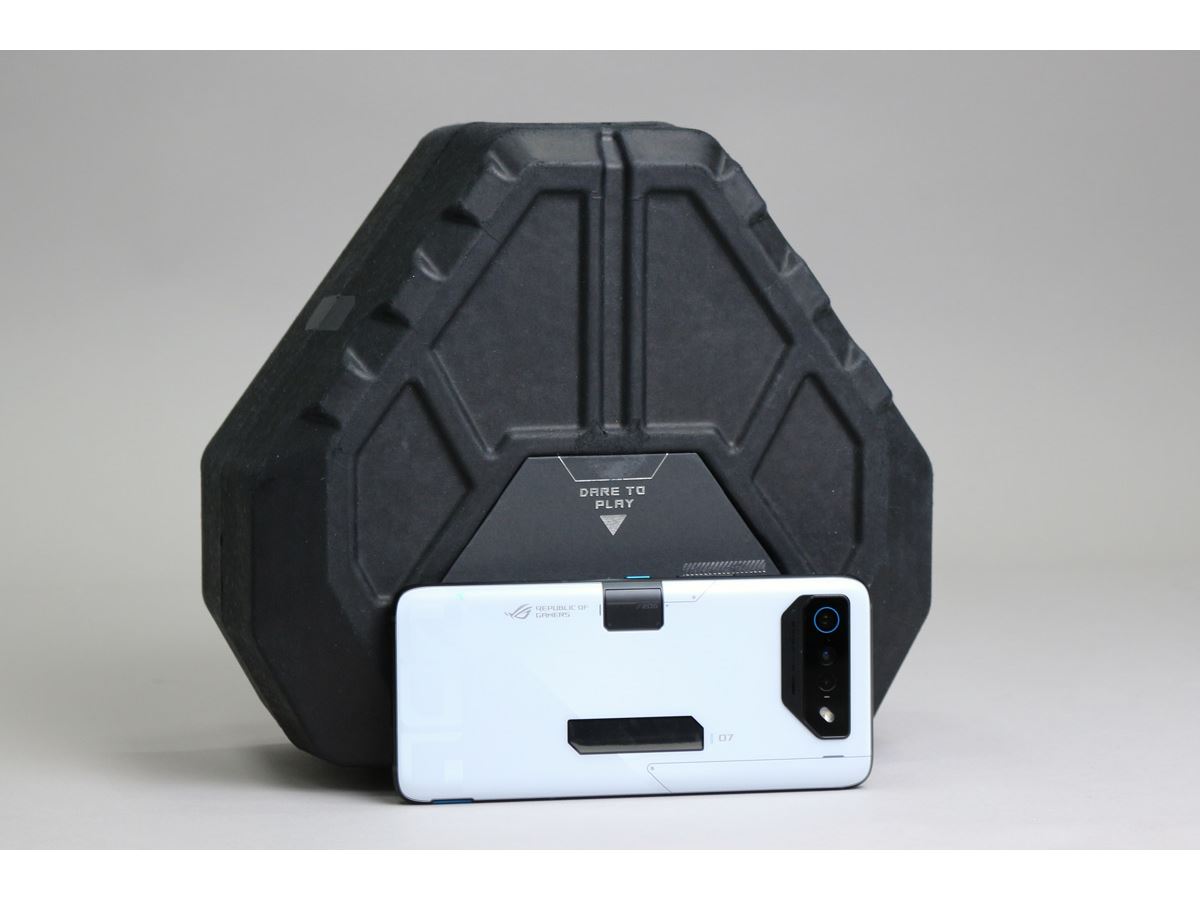 ROG Phone 3 外箱