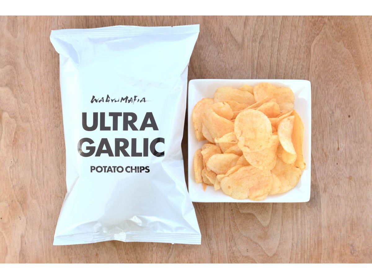 ホリエモンこと堀江貴文氏監修の大人気ポテトチップス「ULTRA GARLIC」を改めて味わってみた！ - 価格.comマガジン