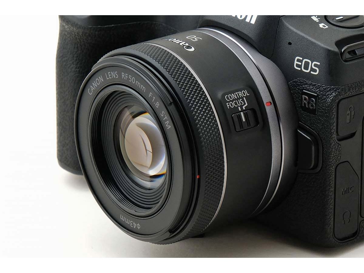 2万円台の格安レンズ「RF50mm F1.8 STM」はなぜ価格.comで人気なのか？ - 価格.comマガジン