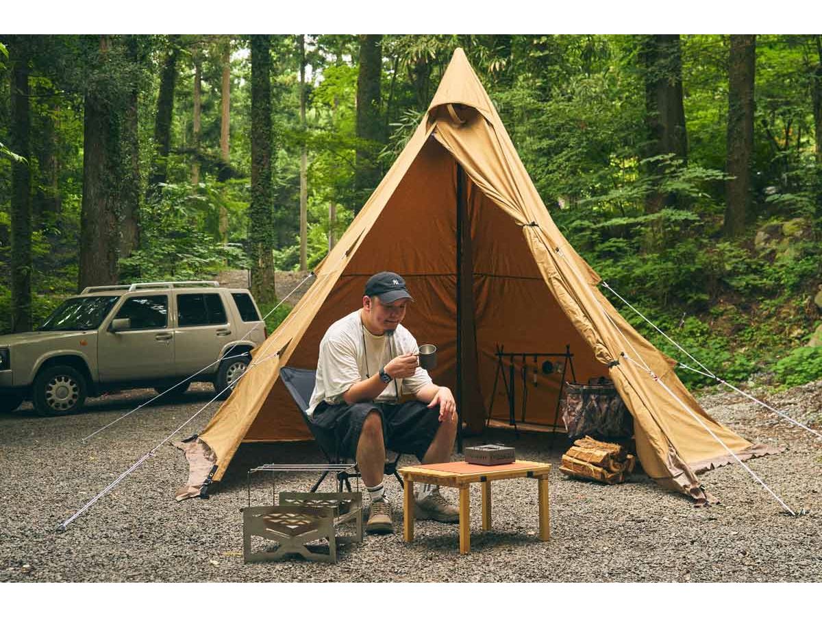 キャンプで写真映えを狙うなら「ワンポールテント」がもってこい