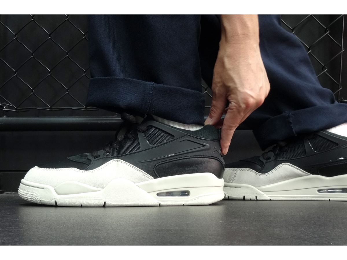 街履き仕様に生まれ変わったAJ！ ナイキ「エア ジョーダン 4 RM」で秋