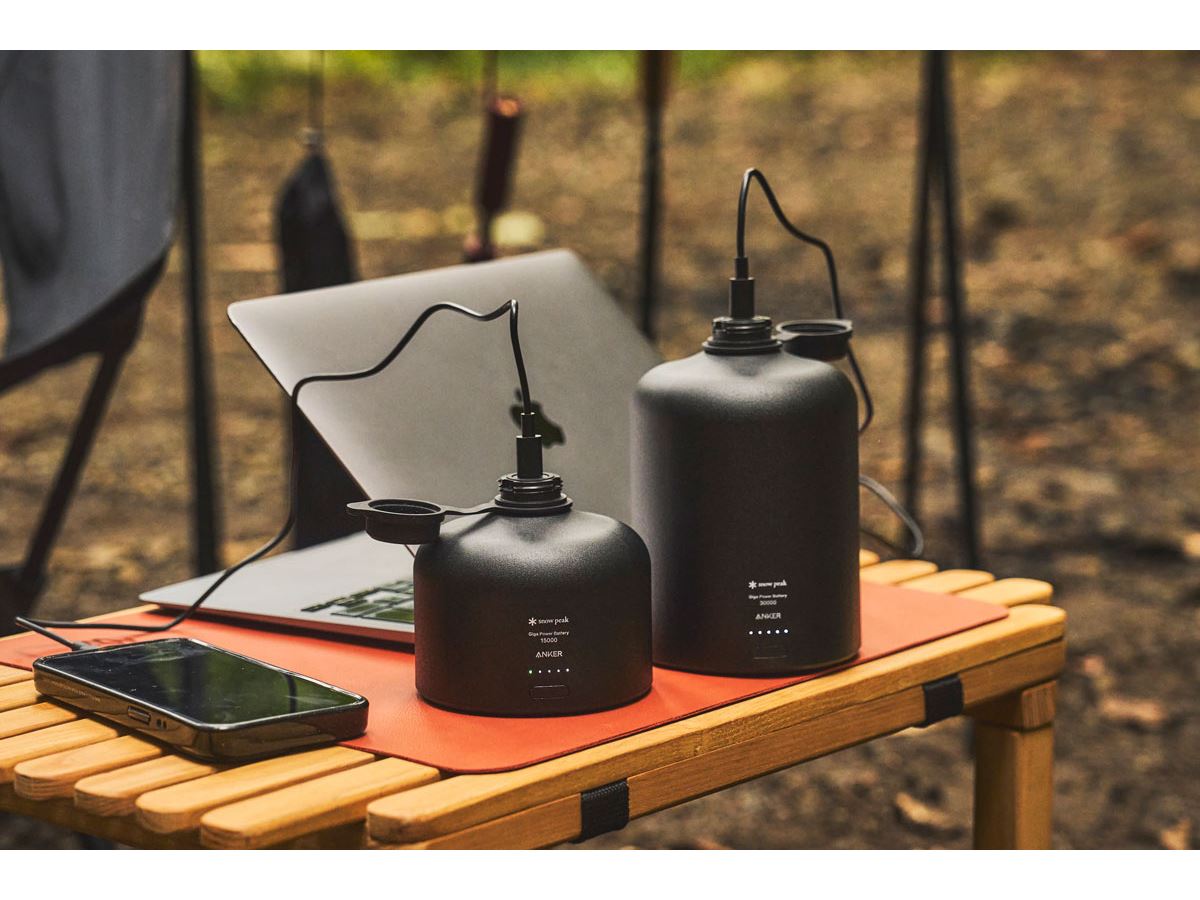 実力はいかに？ アンカー×スノーピークの話題ガジェットをキャンプで