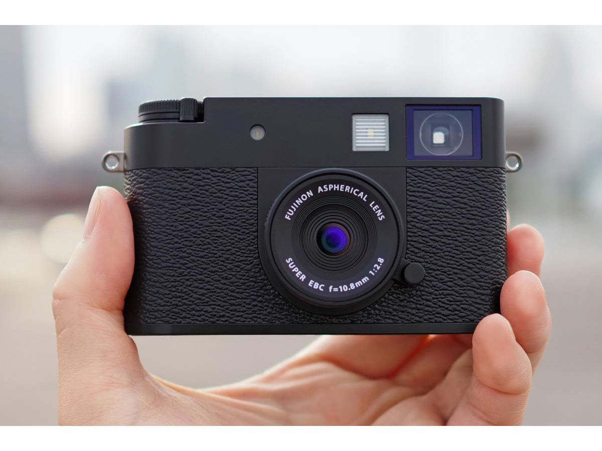 富士フイルム X half (FUJIFILM X-HF1) ブラック｜新品通販