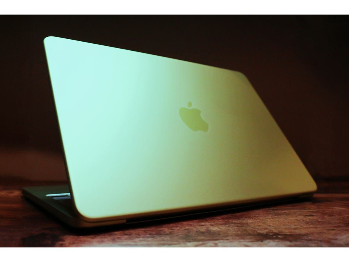 10万円を切る新基準！ 「MacBook Neo」実機レビュー。99,800円で手に 