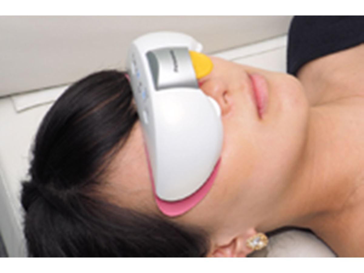 目元ケア×アロマ”で贅沢な癒しのひと時！ 新「目もとエステ」を試して