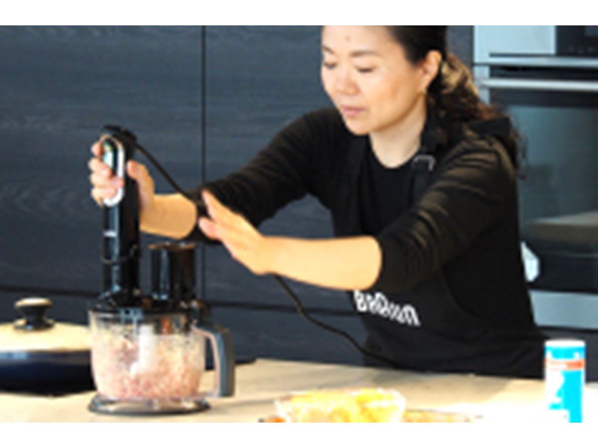 ブラウンマルチクイック」で“おしゃれプレート”を作るお料理教室に参加