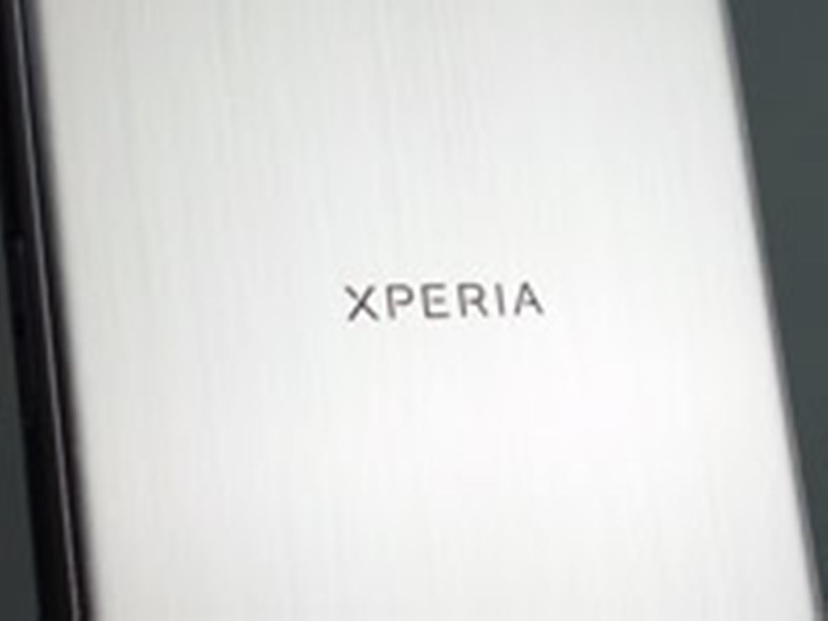 ホワイト スマートフォン 本体 箱入り Amazon | au XPERIA ZL2 エクスペリア SOL25 白色 WHITE【ホワイト