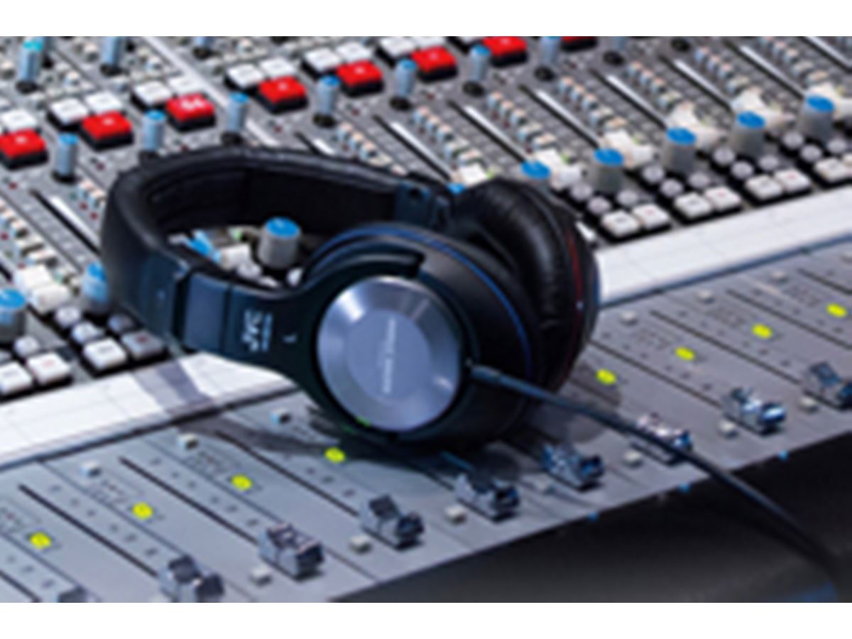 JVC スタジオモニターヘッドフォン HA-MX100-Z ビクターが放つハイレゾ対応スタジオモニターヘッドホン「HA