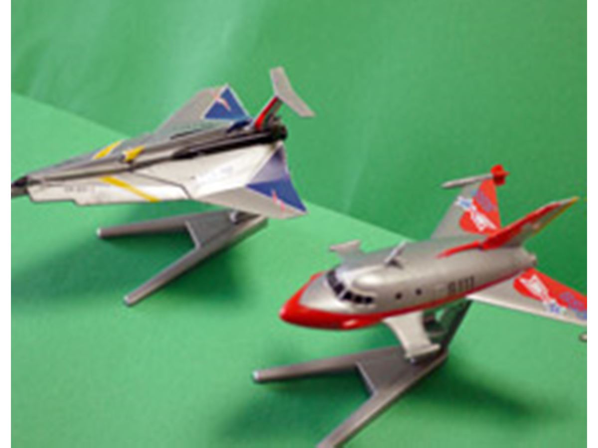 ウルトラマン世代におくる500円プラモ「メカコレ」が誕生 - 価格.com