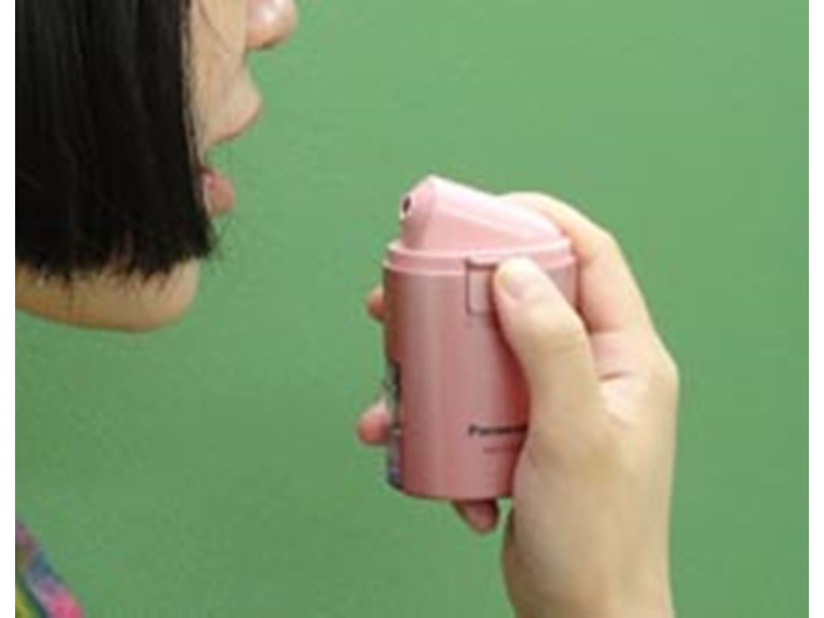 いつでも喉スッキリ！ 手のひらサイズの吸入器が手放せない - 価格.com
