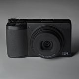 RICOH GR III」「RICOH GR IIIx」にHDFを新搭載した特別仕様が RICOH GR III」「RICOH GR IIIx」にHDFを新搭載した特別仕様が