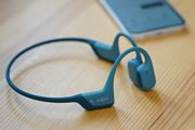 軟骨伝導イヤホンと骨伝導イヤホンはどう違う？ オーテクとShokz