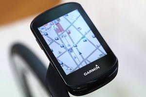 ドライブレコーダーにもなるサイクルコンピューター「Xplova X5 ドライブレコーダーにもなるサイクルコンピューター「Xplova X5