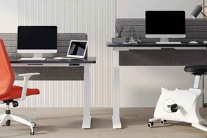 PR] 高コスパな「電動昇降デスク」見つけた！ テレワークにハマる