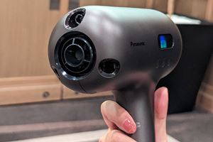 3万円超えでも売れまくるヘアドライヤー「ナノケア」に対抗する他