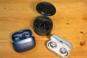 qdcのユニバーサルイヤホンを一気聴き！ 新モデル3機種をレビュー  